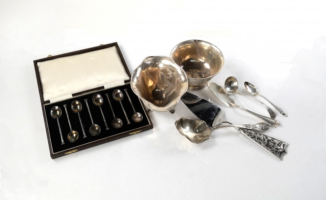 Assorted Sterling Table Articles (1 of 4)