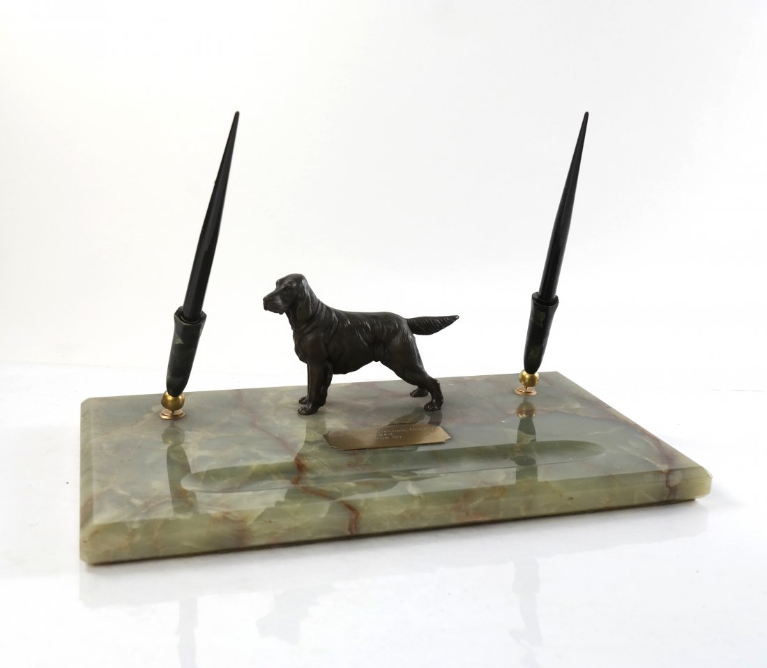 Onyx Desktop Pen Stand (1 of 5)