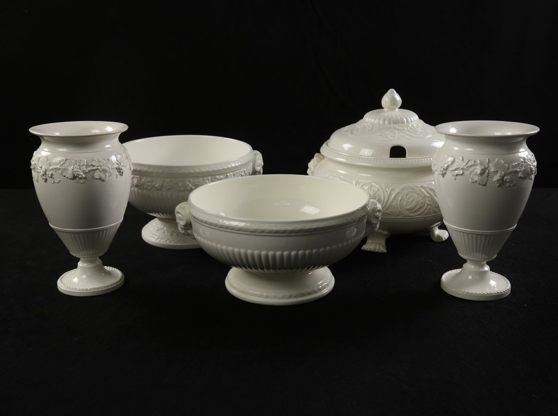 Group 5 Wedgwood Queen's Ware Articles (1 of 7)