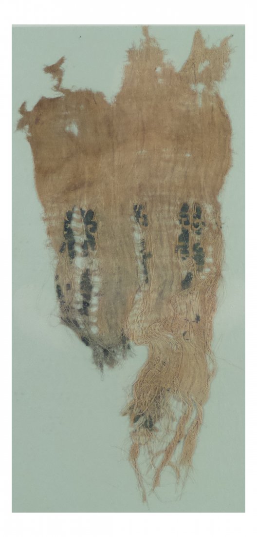 Textile Fragment (1 of 5)