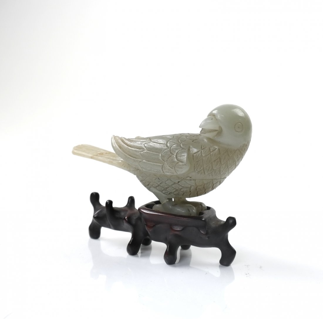 Chinese Jade Figure of a Bird (1 of 6)