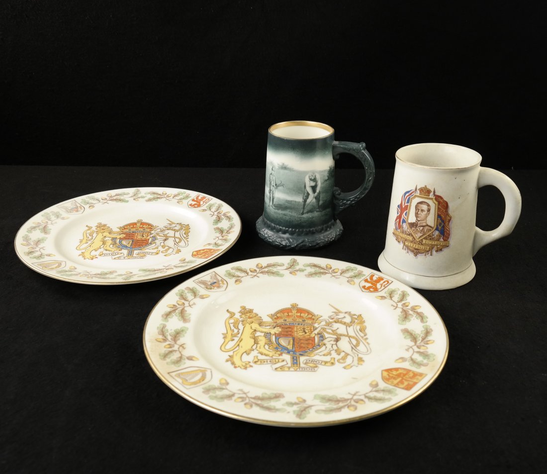 Four Ceramic Table Articles (1 of 10)