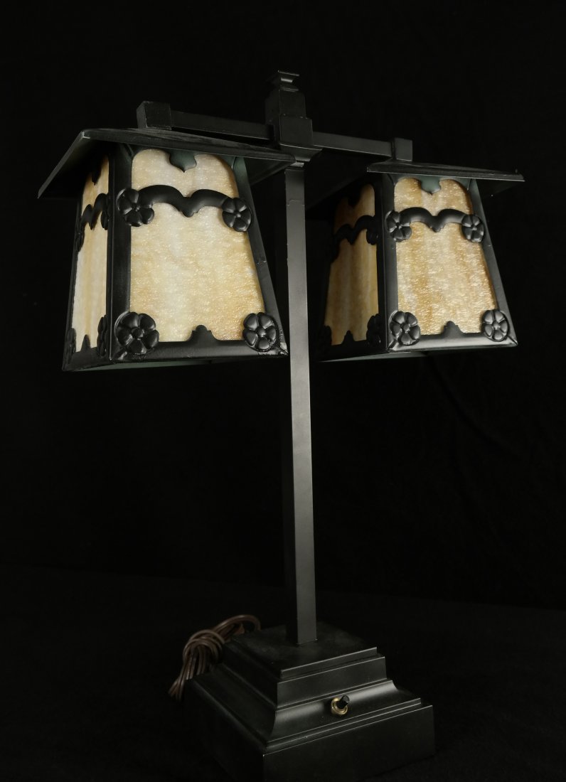 Reproduction Arts and Crafts Lamp (1 of 6)