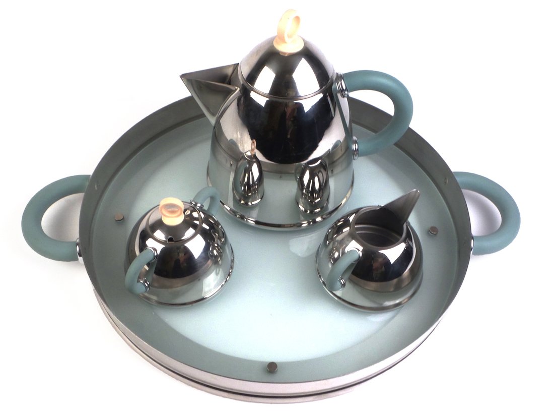 Two Modern Ceramic Articles (1 of 8)