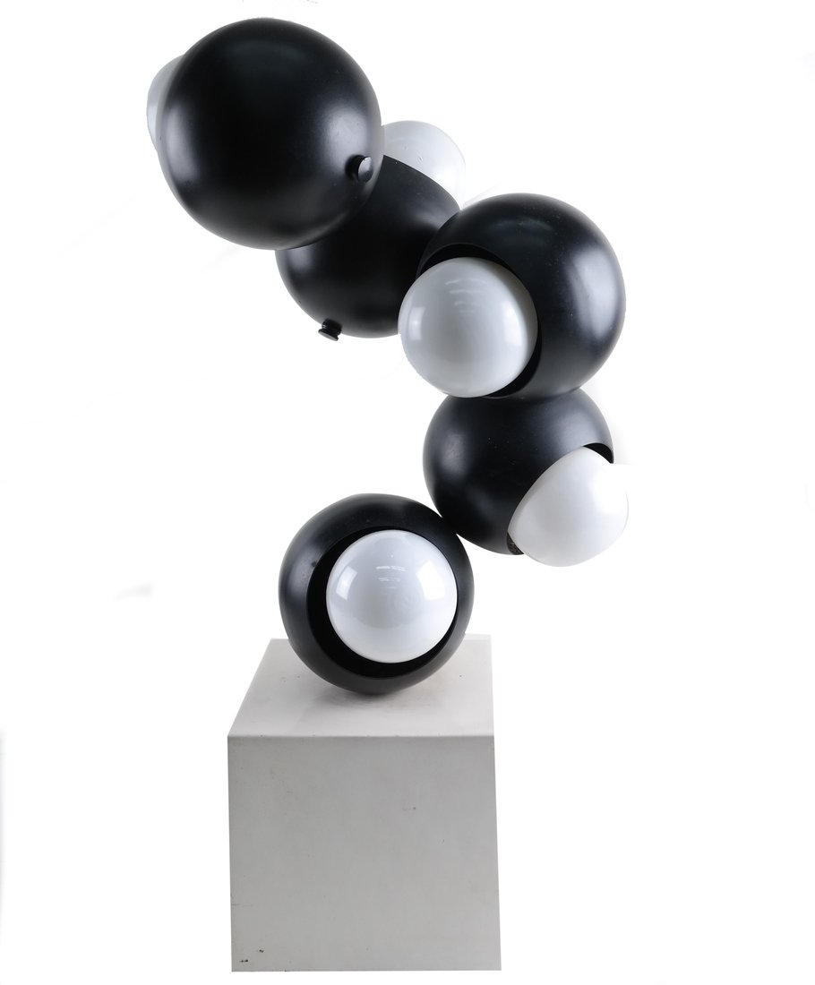 Mid-Century Modern Table Lamp (1 of 4)