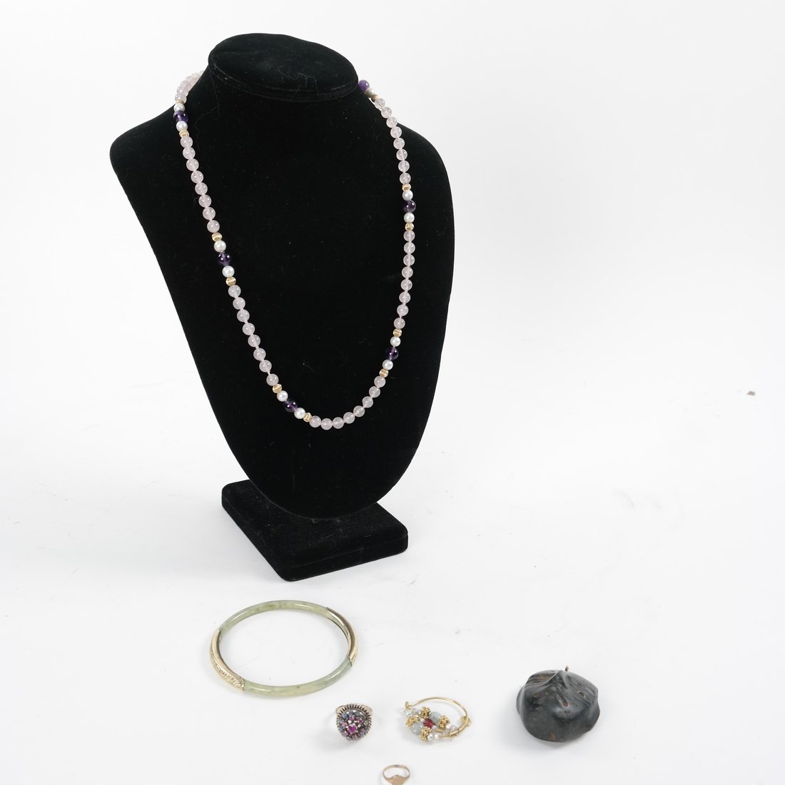 6 Pieces Ethnographic Jewelry (1 of 8)