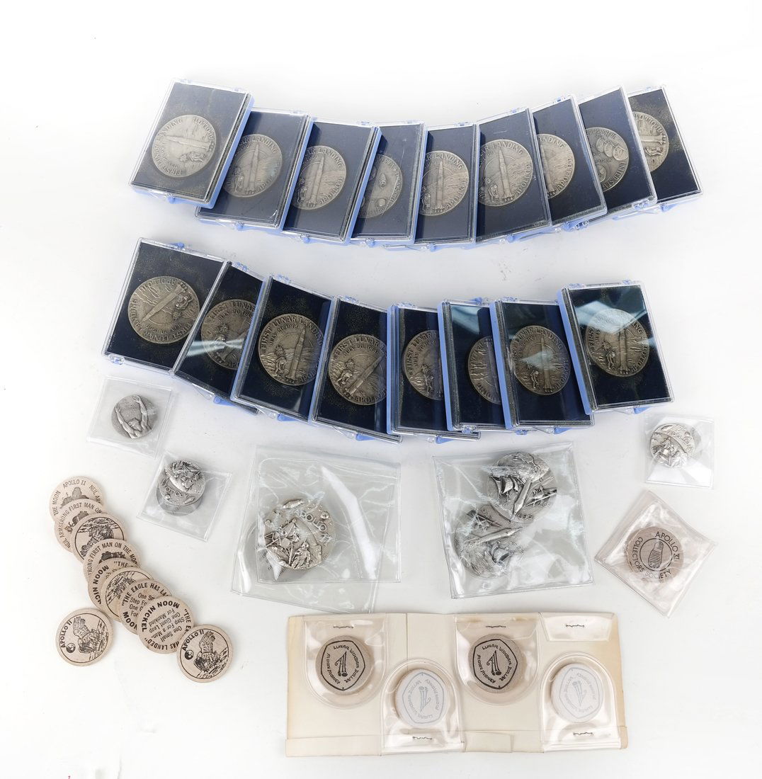 US & Italian Apollo XI Medal Group (1 of 7)