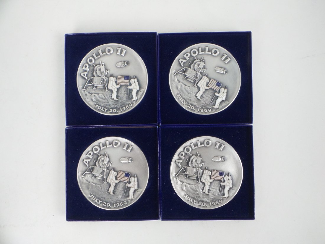 U.S. 1969 Apollo XI .999 & Enamel Medals (1 of 3)
