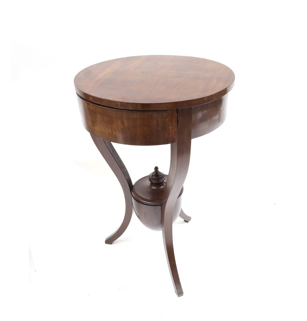 Biedermeier-Style Circular Table (1 of 8)