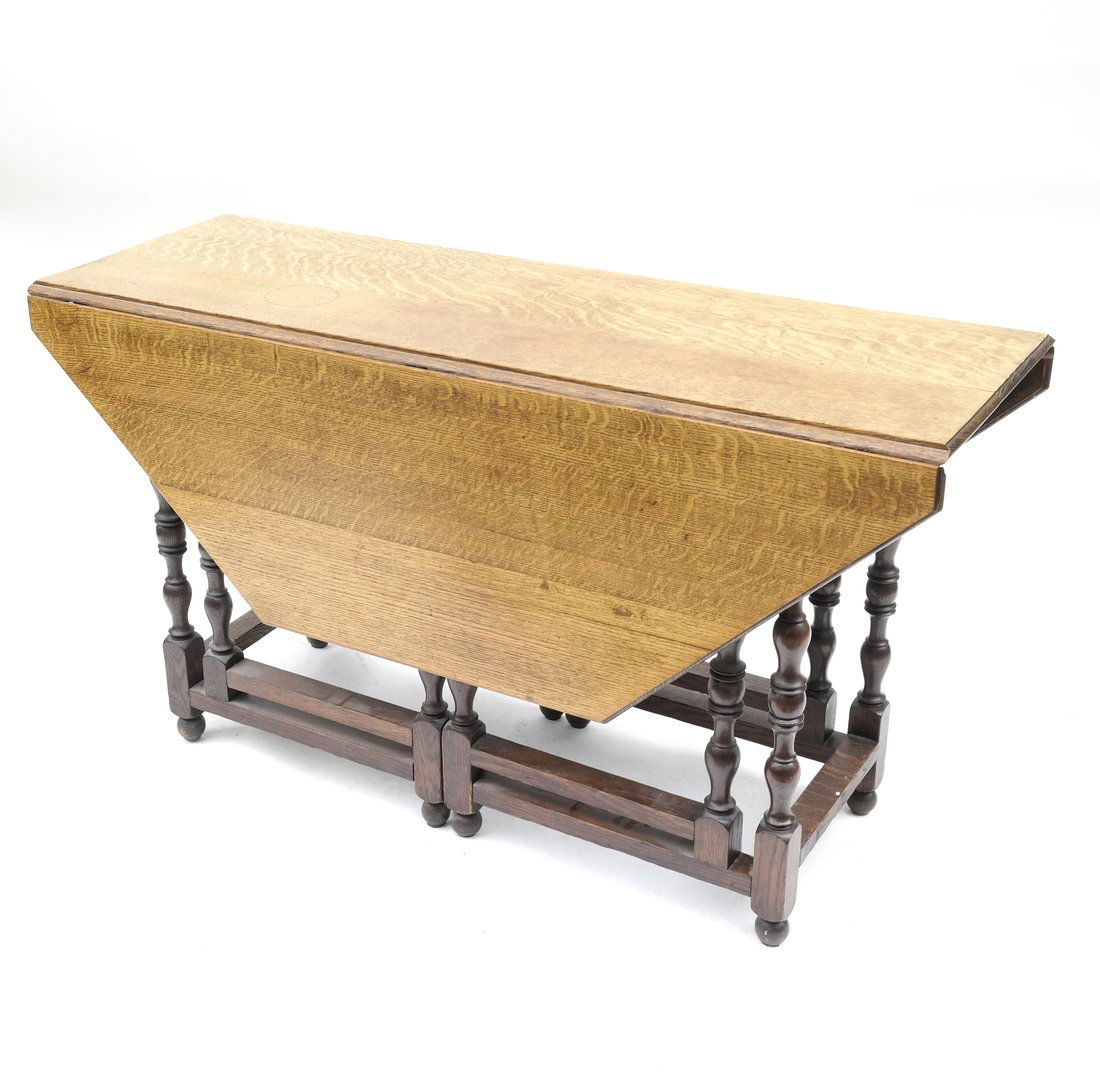 Oak Drop-Leaf Table (1 of 9)