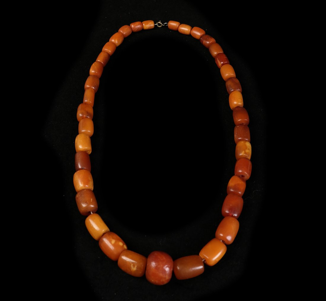 Amber Necklace (1 of 5)