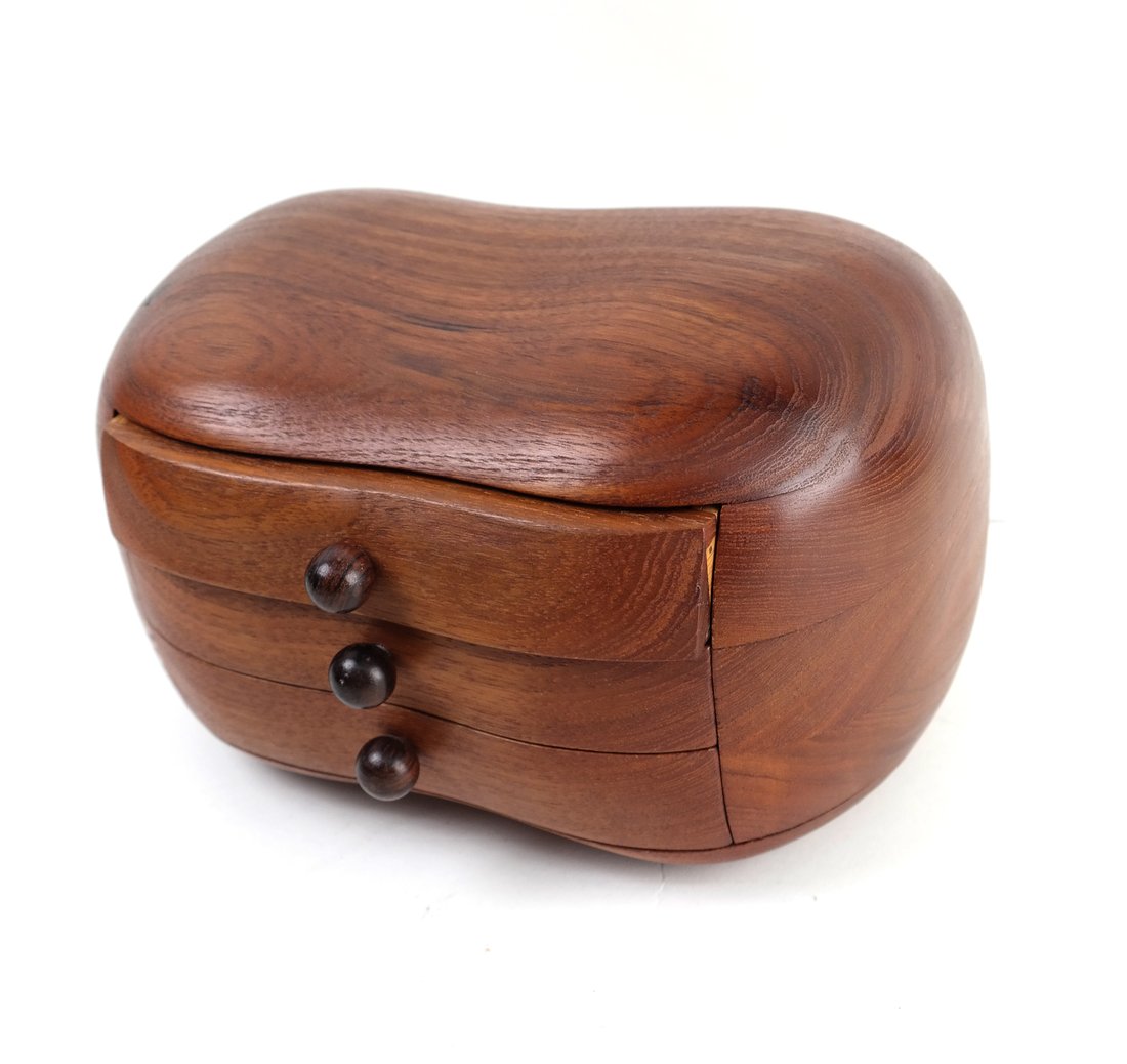 Kidney Shaped Wooden Trinket Box (1 of 7)