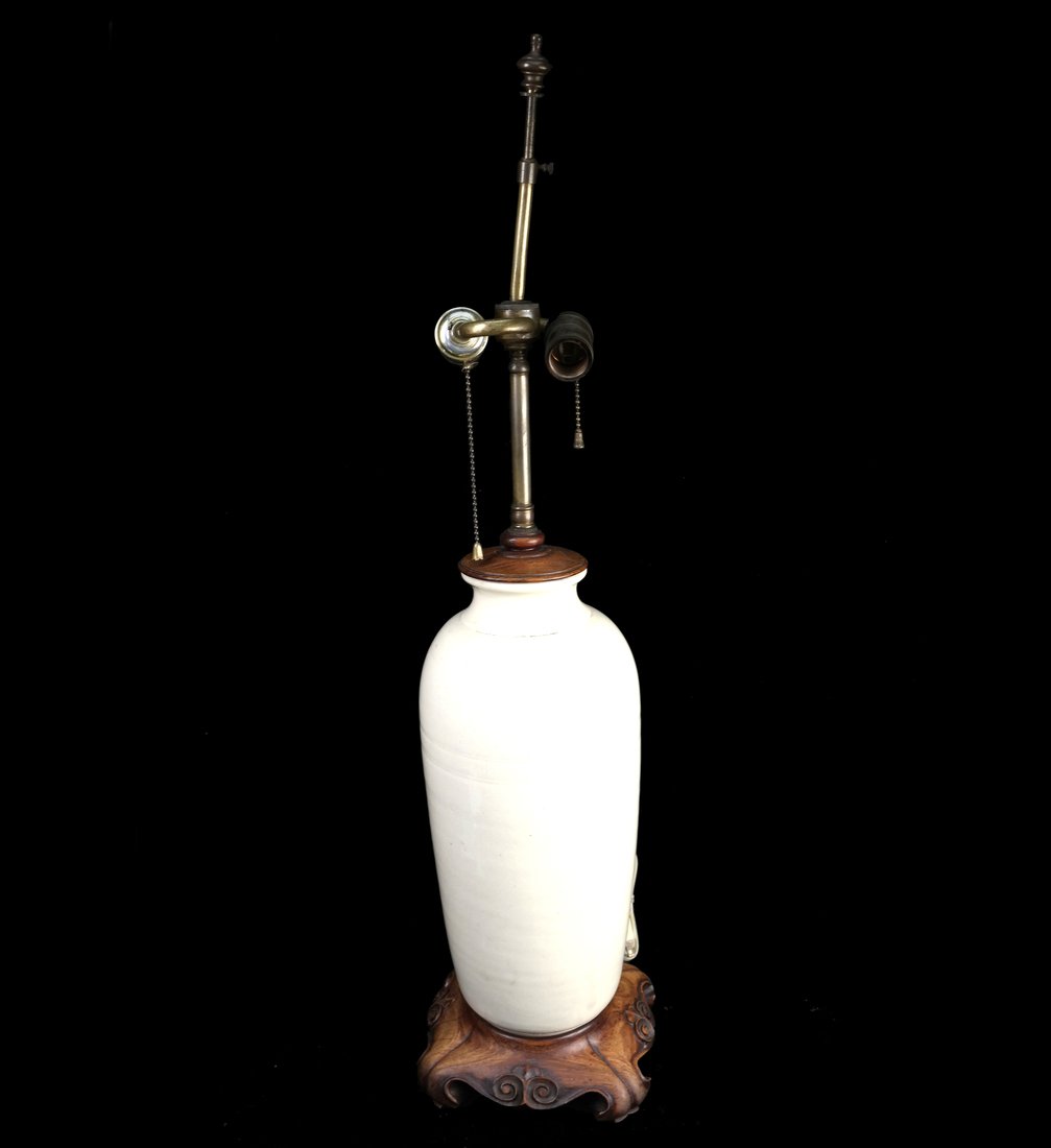 Asian Ceramic Lamp (1 of 5)