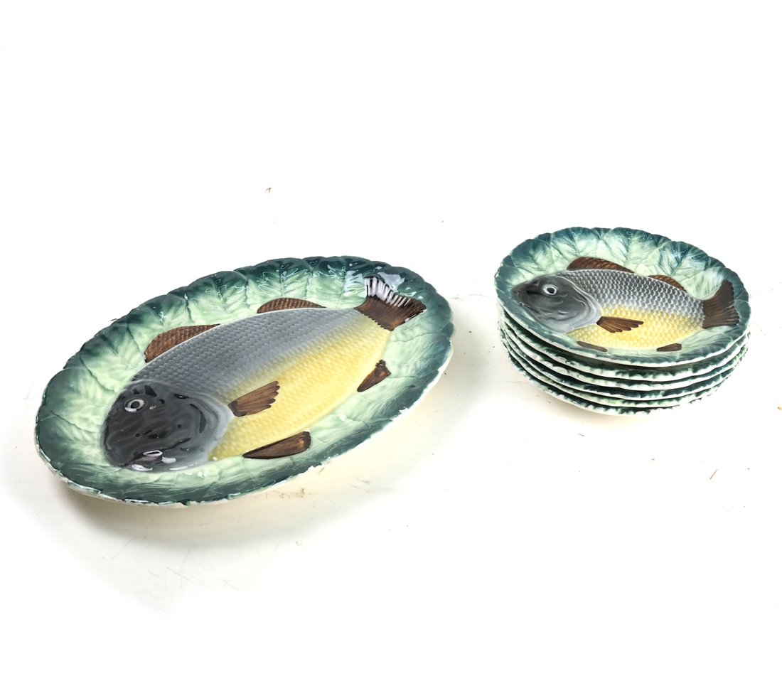 Majolica Type 7 Piece Fish Service (1 of 7)