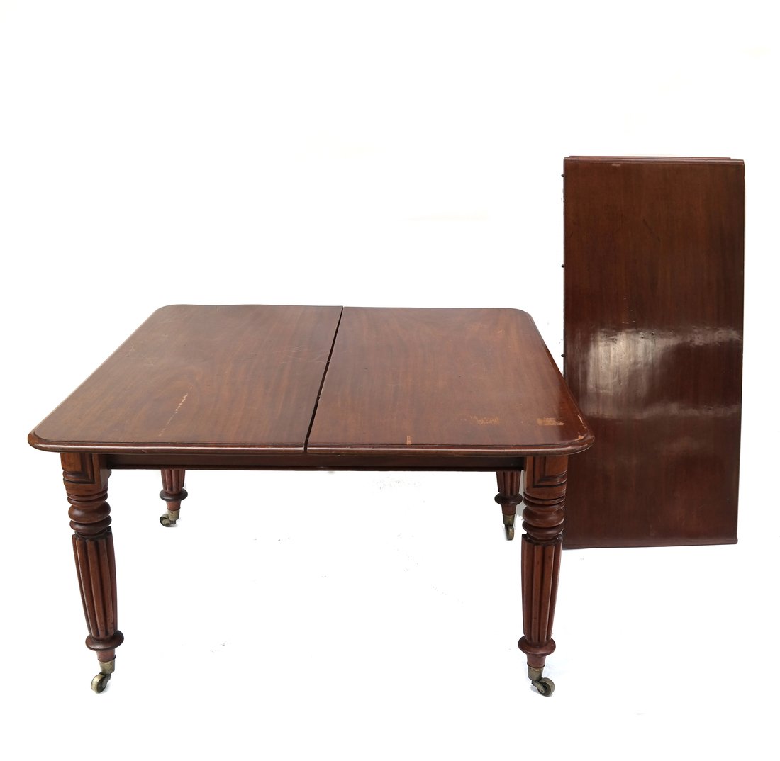 William IV Dining Room Table (1 of 6)