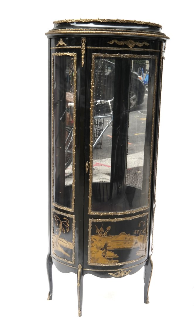 Georgian Style Chinoiserie Curio Cabinet (1 of 8)