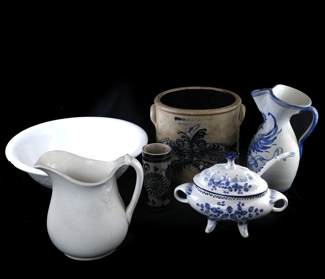 Five Assorted Ceramic Items and Cauldron (1 of 8)