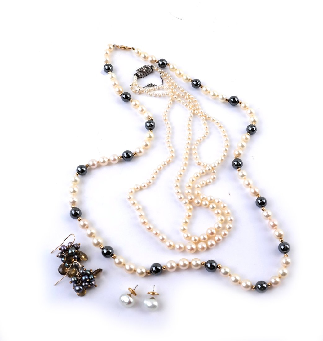 Two Various Pearl Necklaces & Earrings (1 of 5)