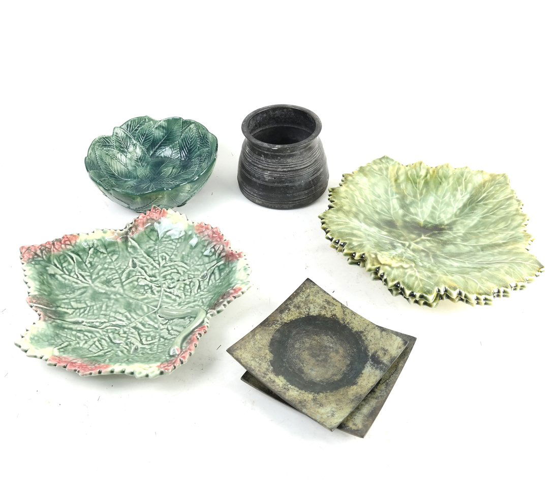 Seven Decorative Table Items (1 of 6)