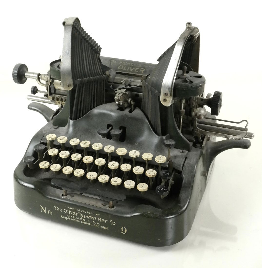 Oliver No. 9 Typewriter (1 of 10)