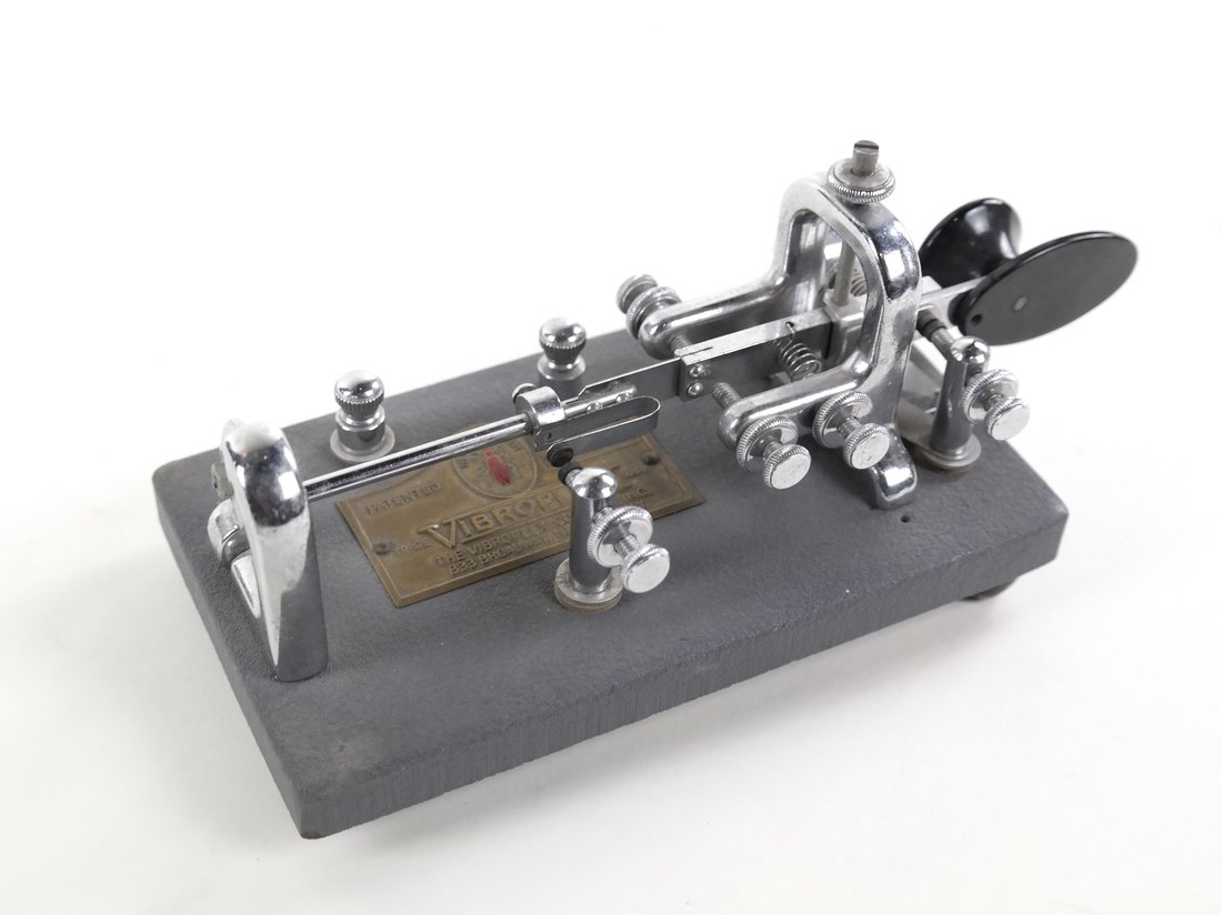 Vibroplex Morse Code Key (1 of 6)