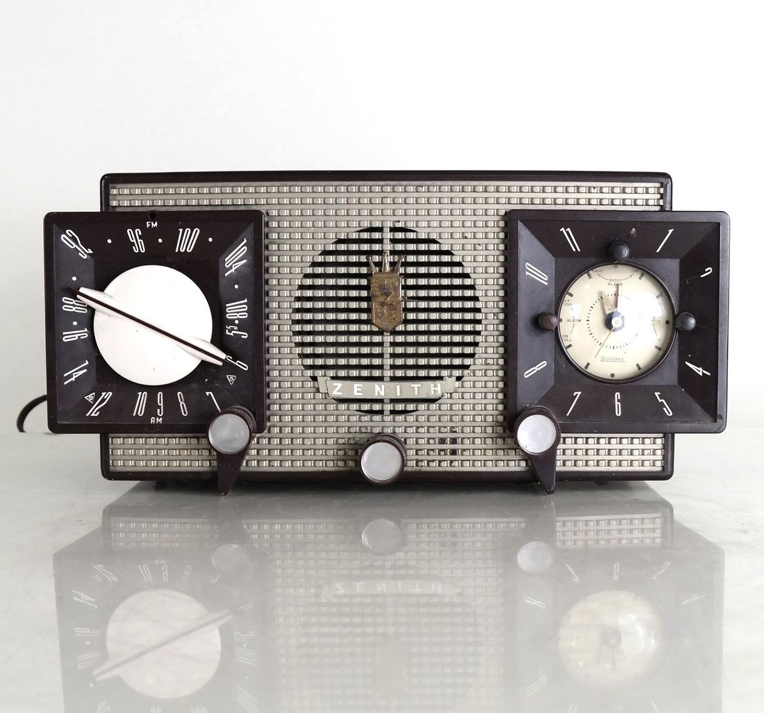 Zenith Radio, Model Y733 (1 of 10)