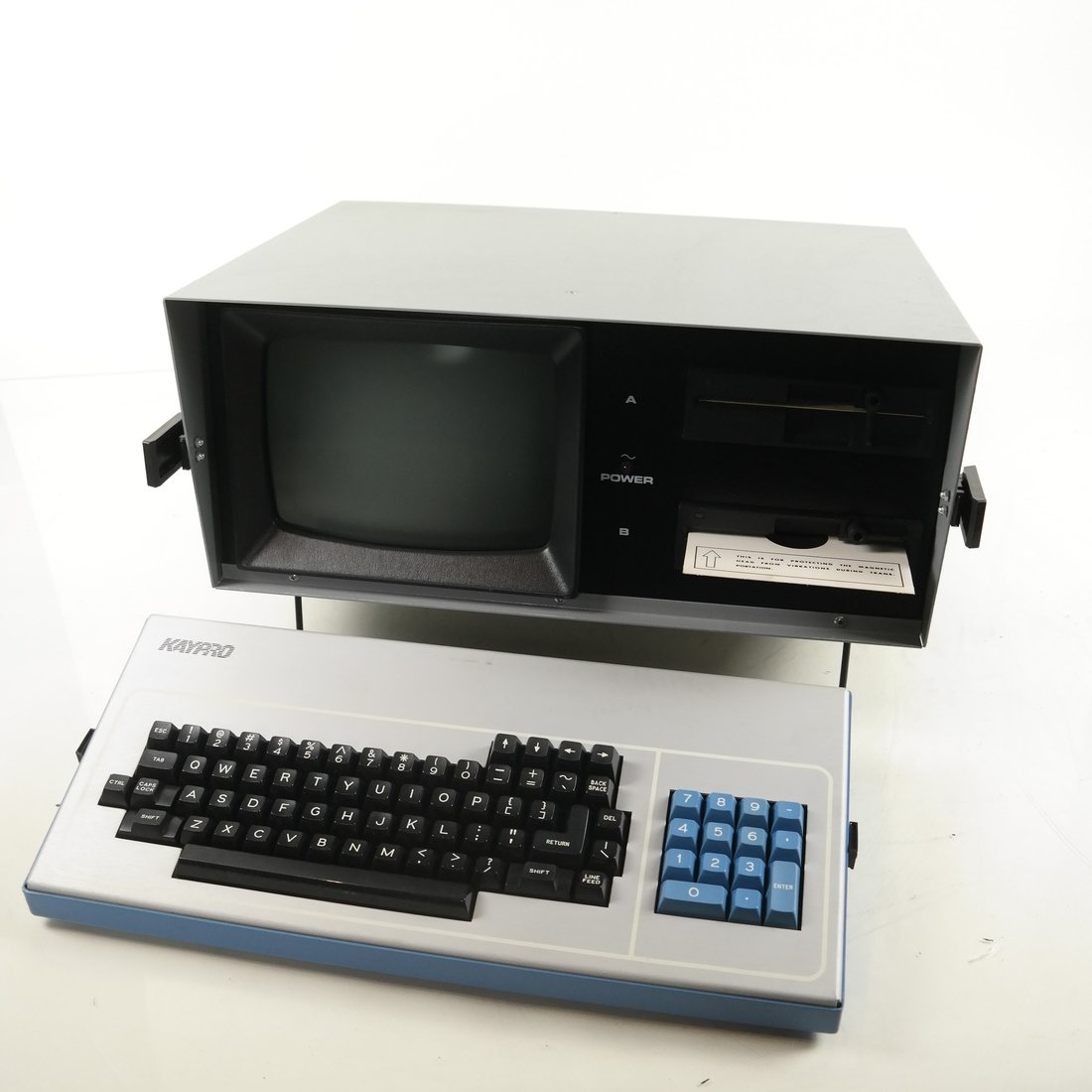 Kaypro 2 Portable Computer (1 of 10)