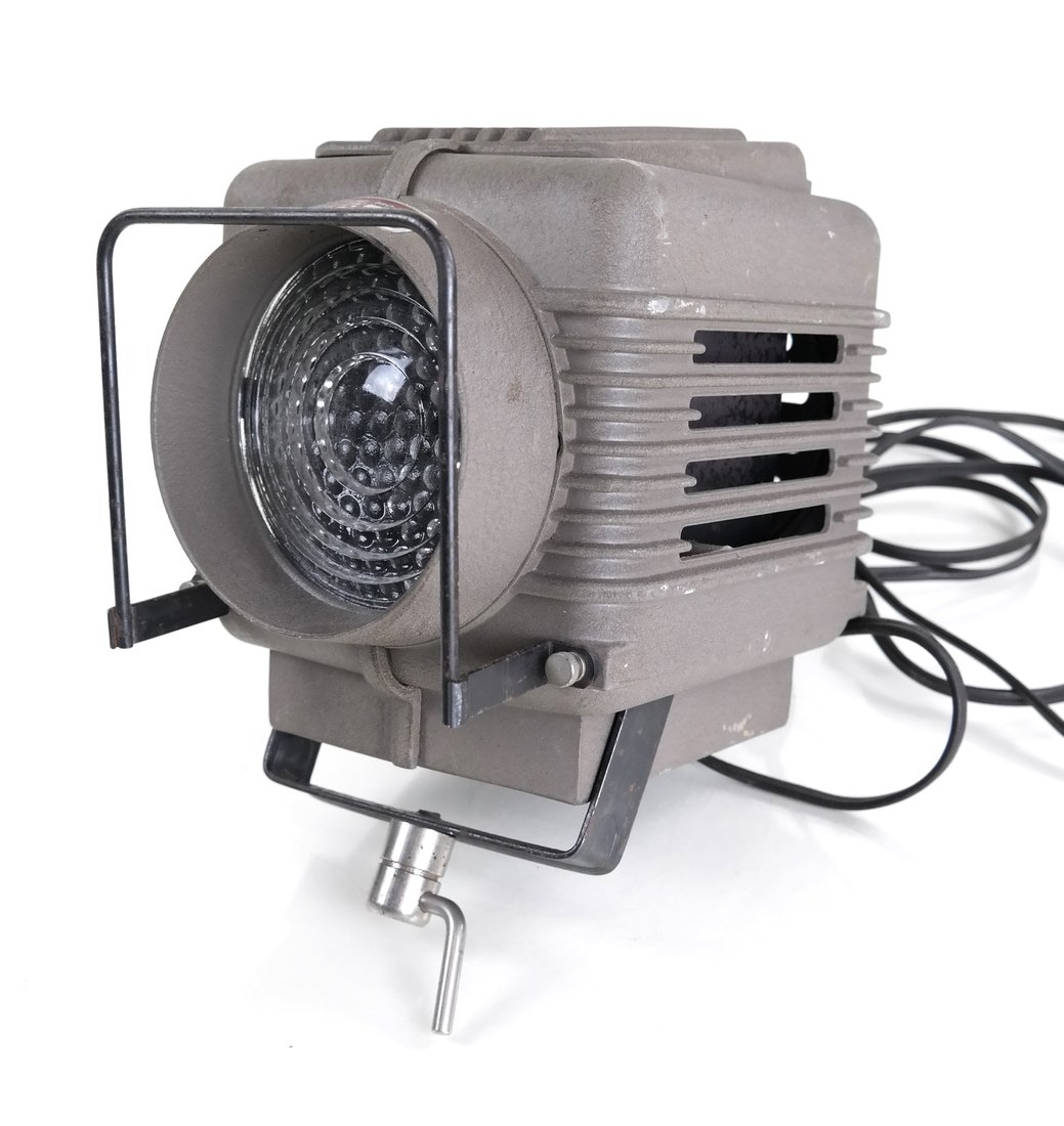 Maren Spot Light (1 of 5)