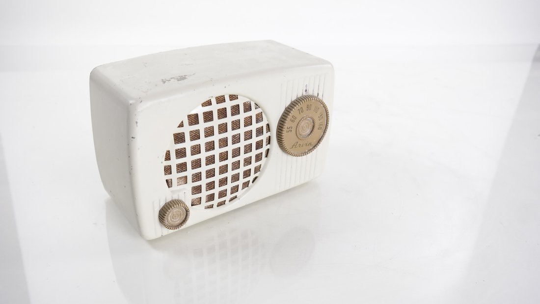 Arvin Radio, Model 440-T (1 of 10)