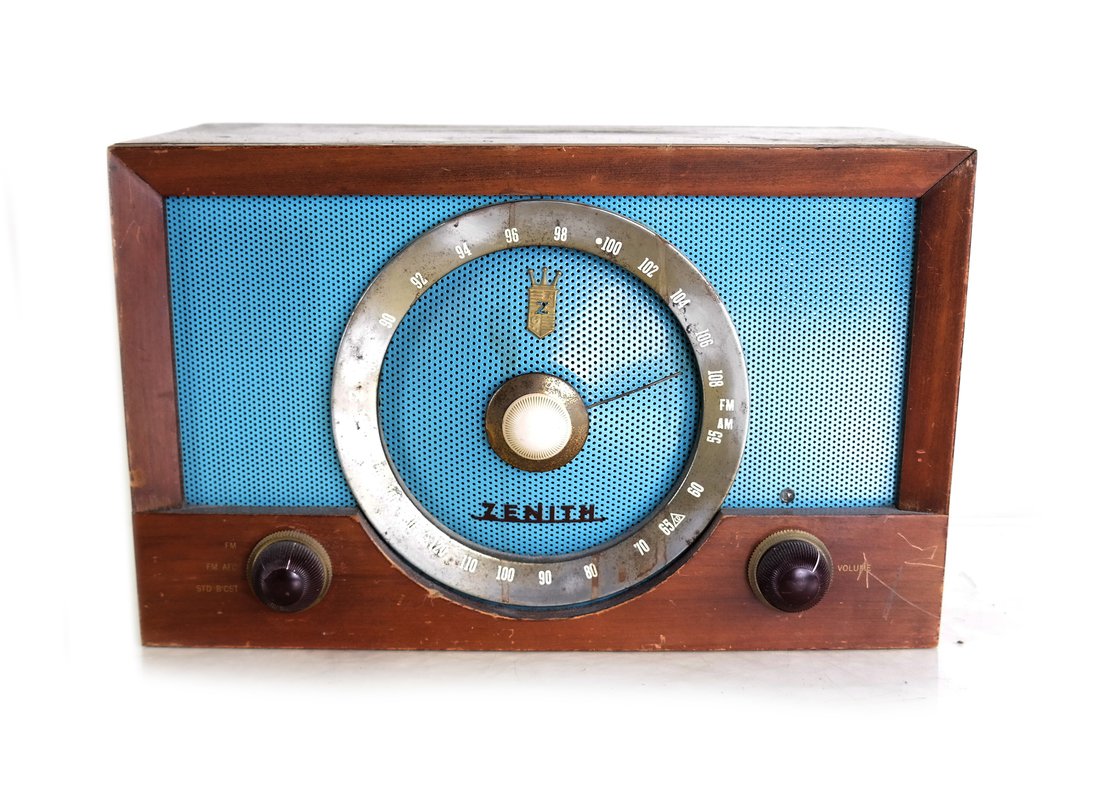 Zenith Radio, Model Y832 (1 of 10)