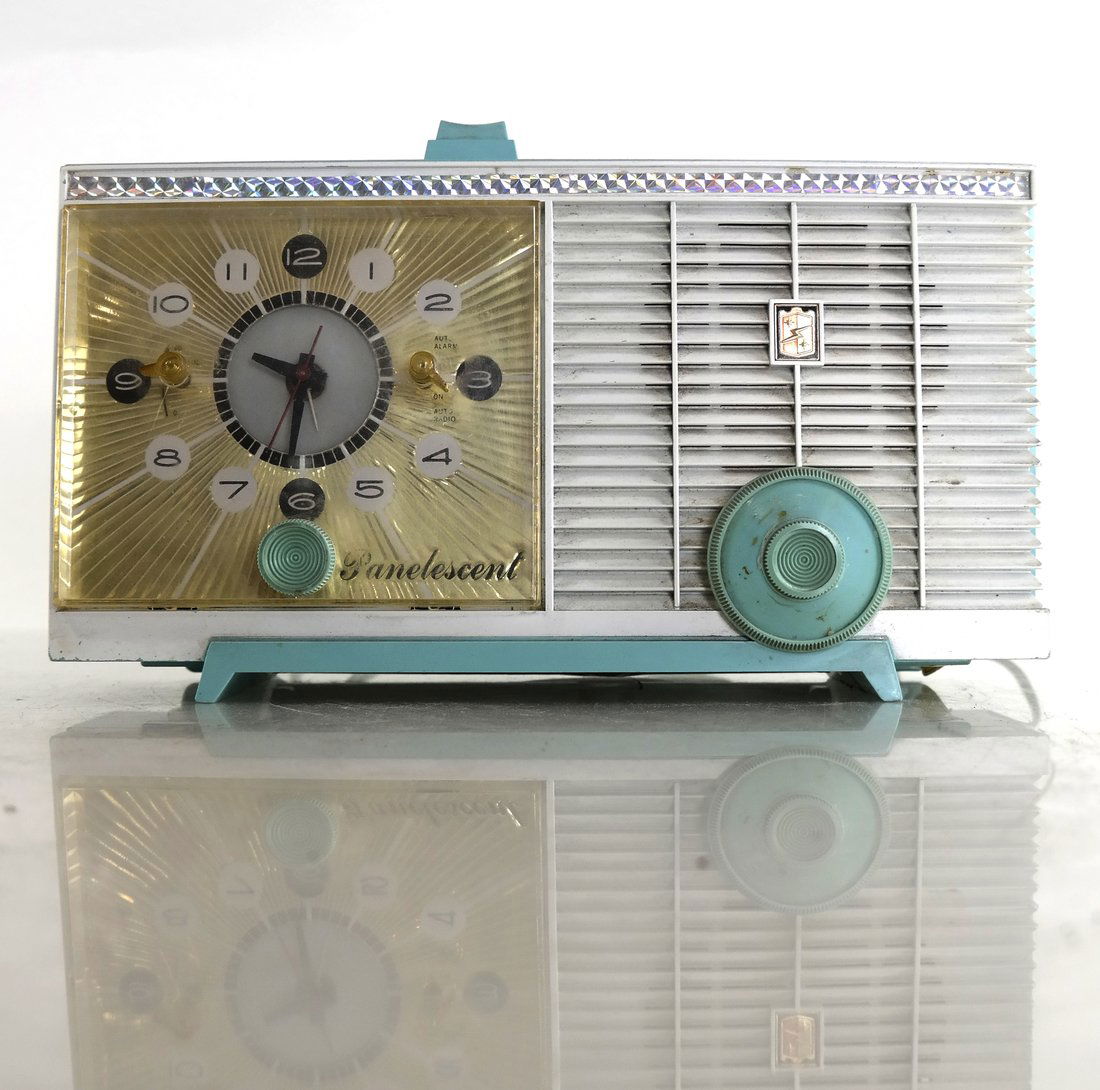 Sylvania Radio, Model 5C17 (1 of 9)