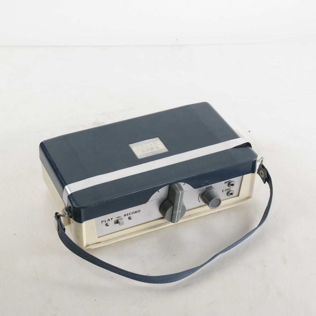 Aiwa Reel-to-Reel Tape Recorder (1 of 9)