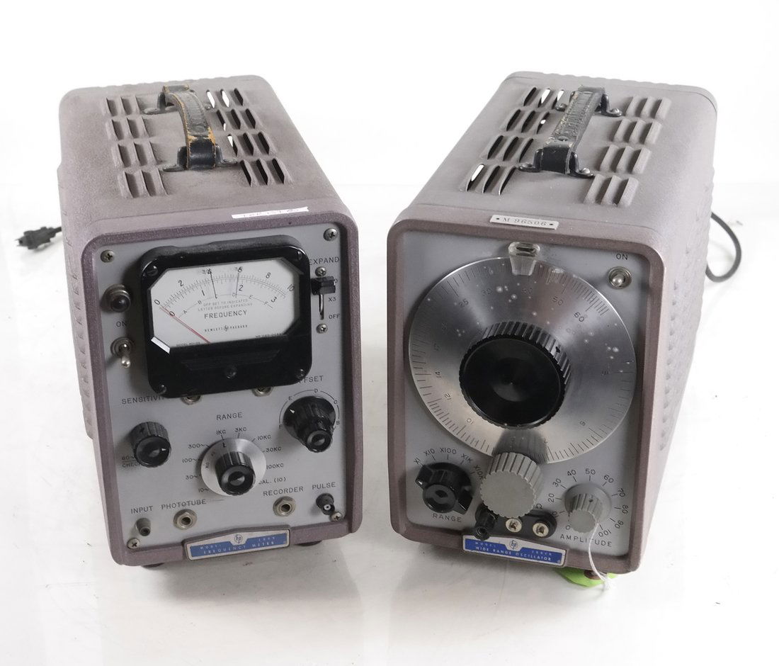 HP Frequency Meter and Wide-Range Oscillator (1 of 10)