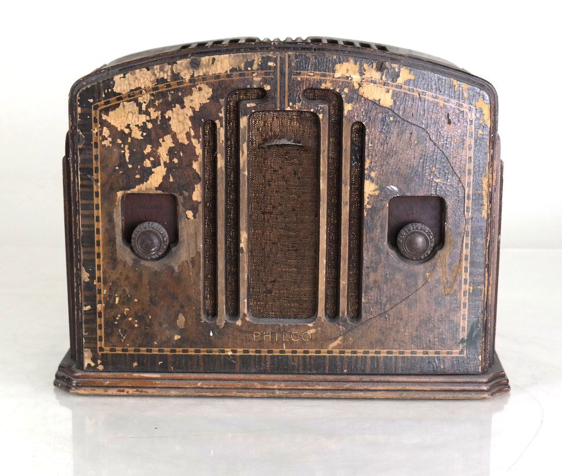 Philco "Pee-Wee" Radio, Model 54 (1 of 9)