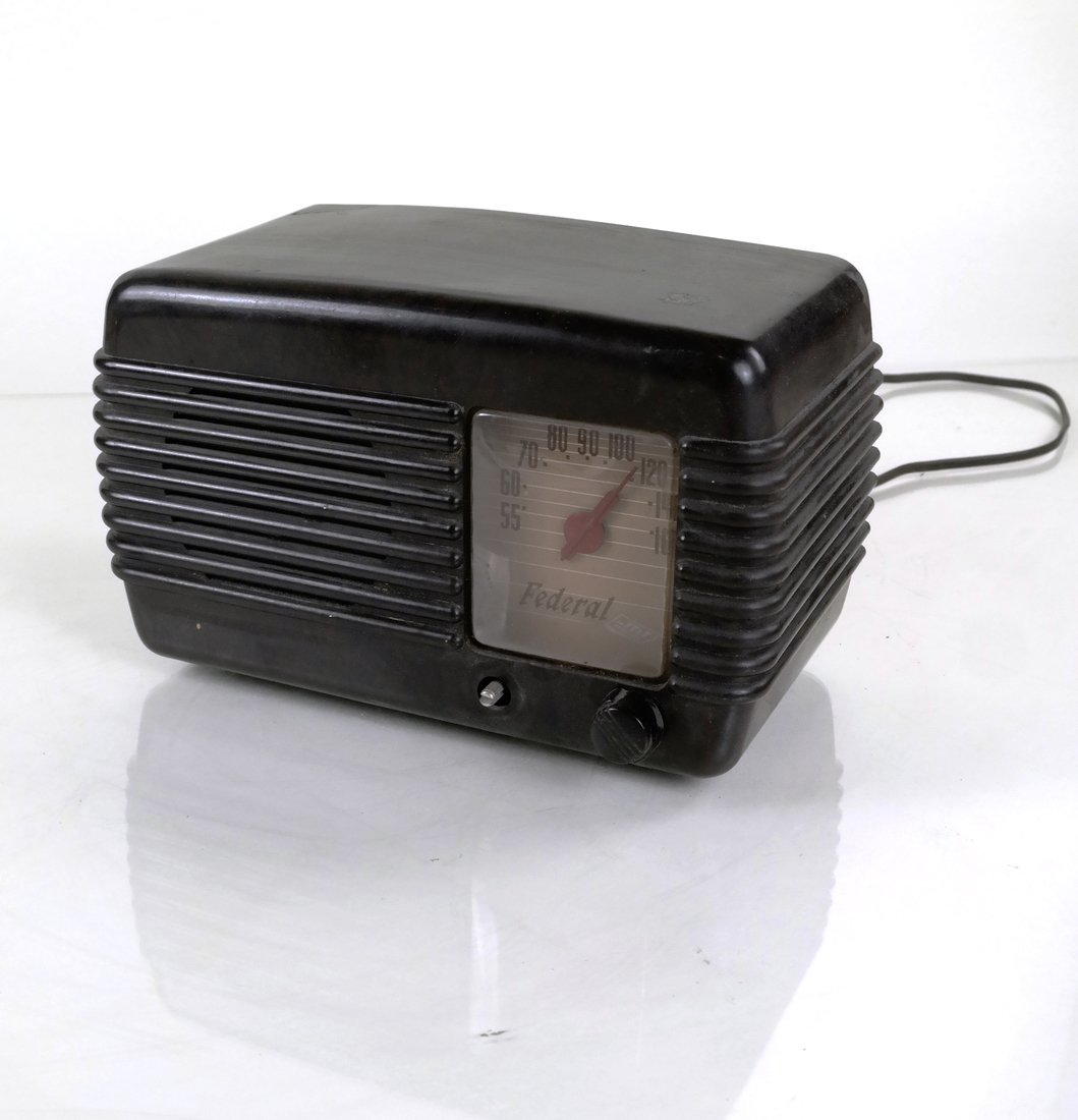 Federal Radio, Model 1040TB (1 of 4)