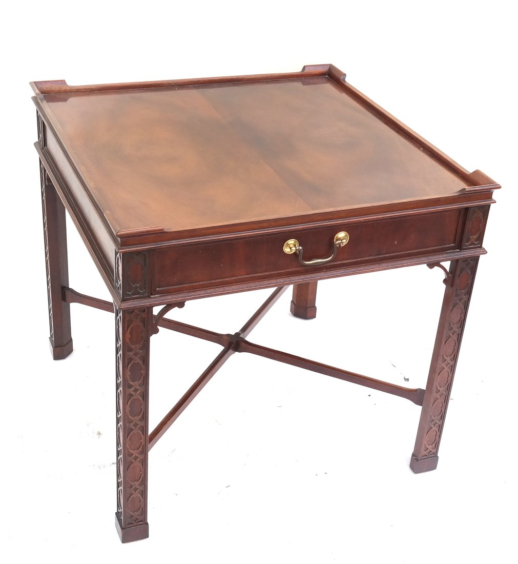 Baker Chippendale Style Side Table (1 of 10)