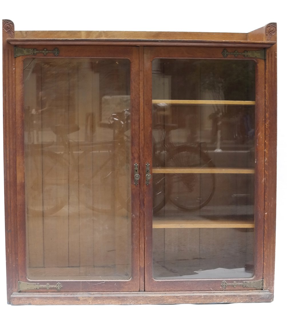 Aesthetic Style Cabinet (1 of 10)