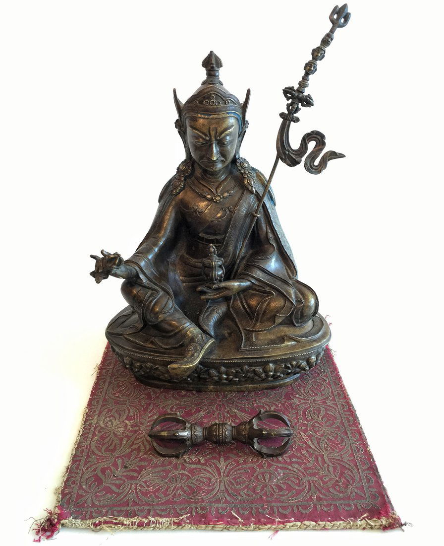 Early Chinese Tibetan Inlaid Buddha (1 of 10)