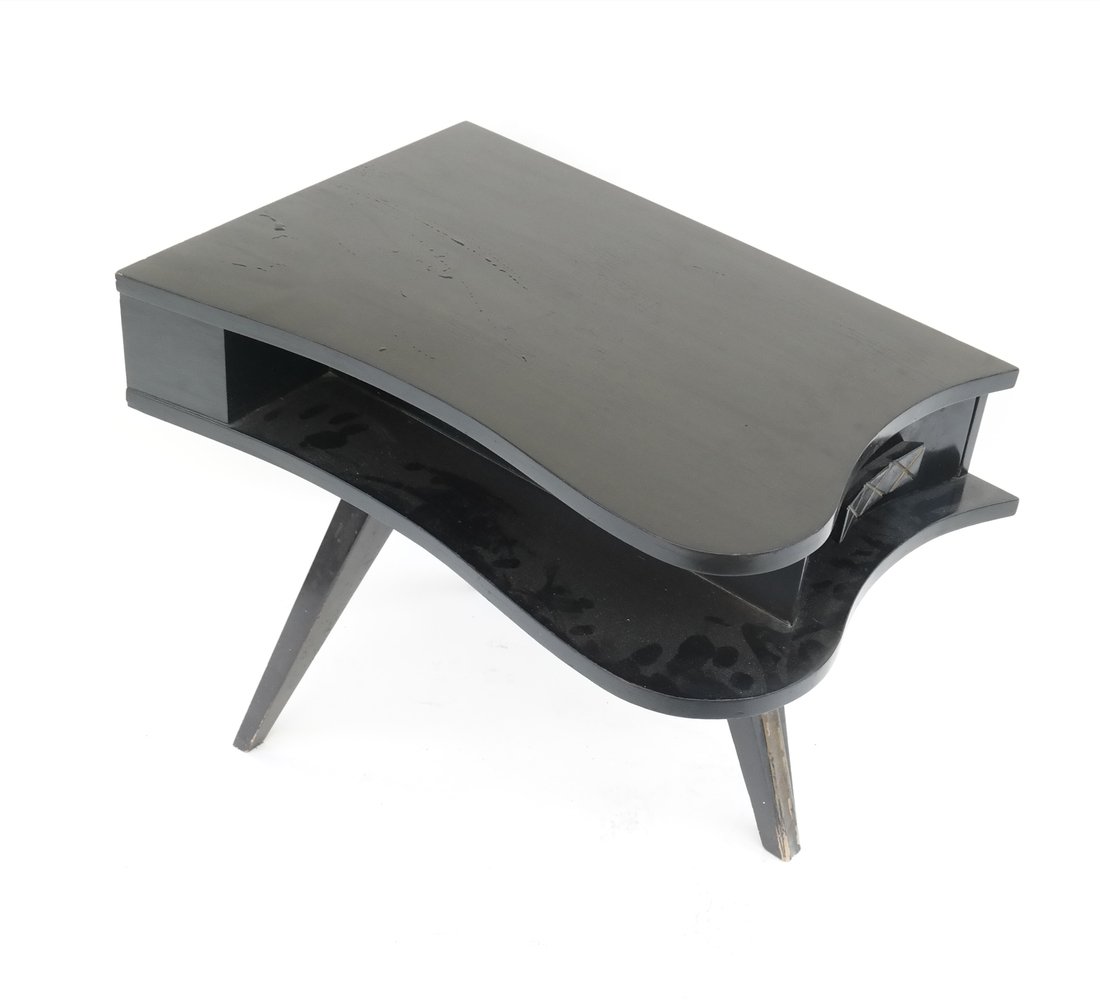 Modern End Table (1 of 7)