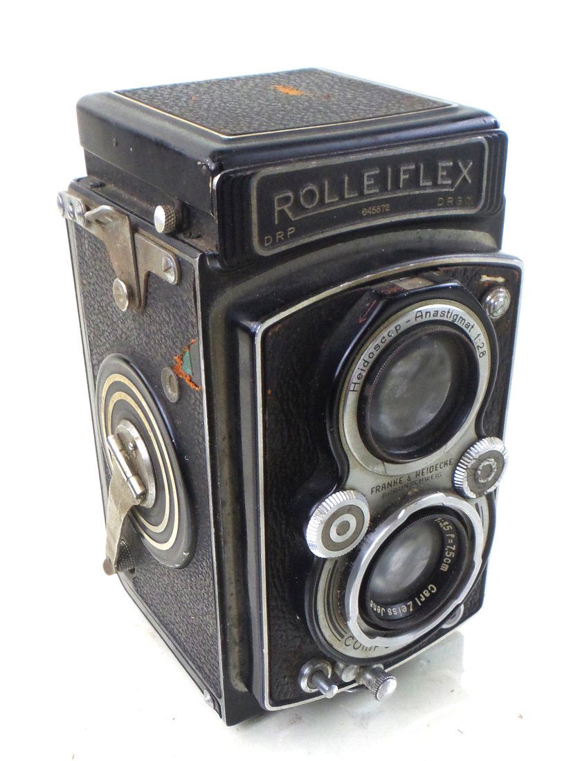 Vintage Rolleiflex Camera (1 of 6)