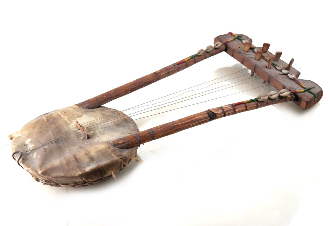 Vintage Musical Instrument (1 of 6)