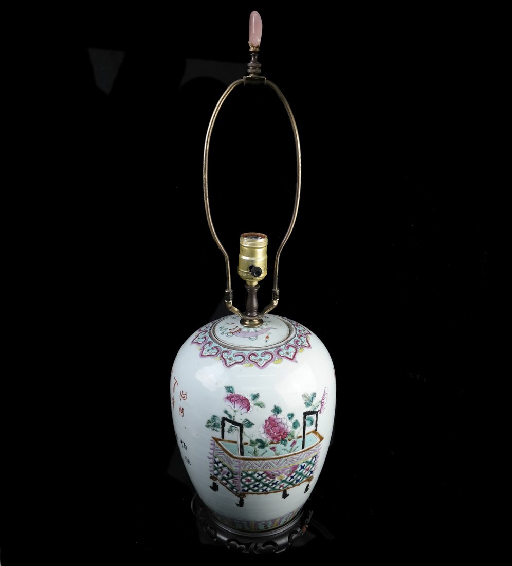 Chinese Porcelain Ovoid Table Lamp (1 of 7)