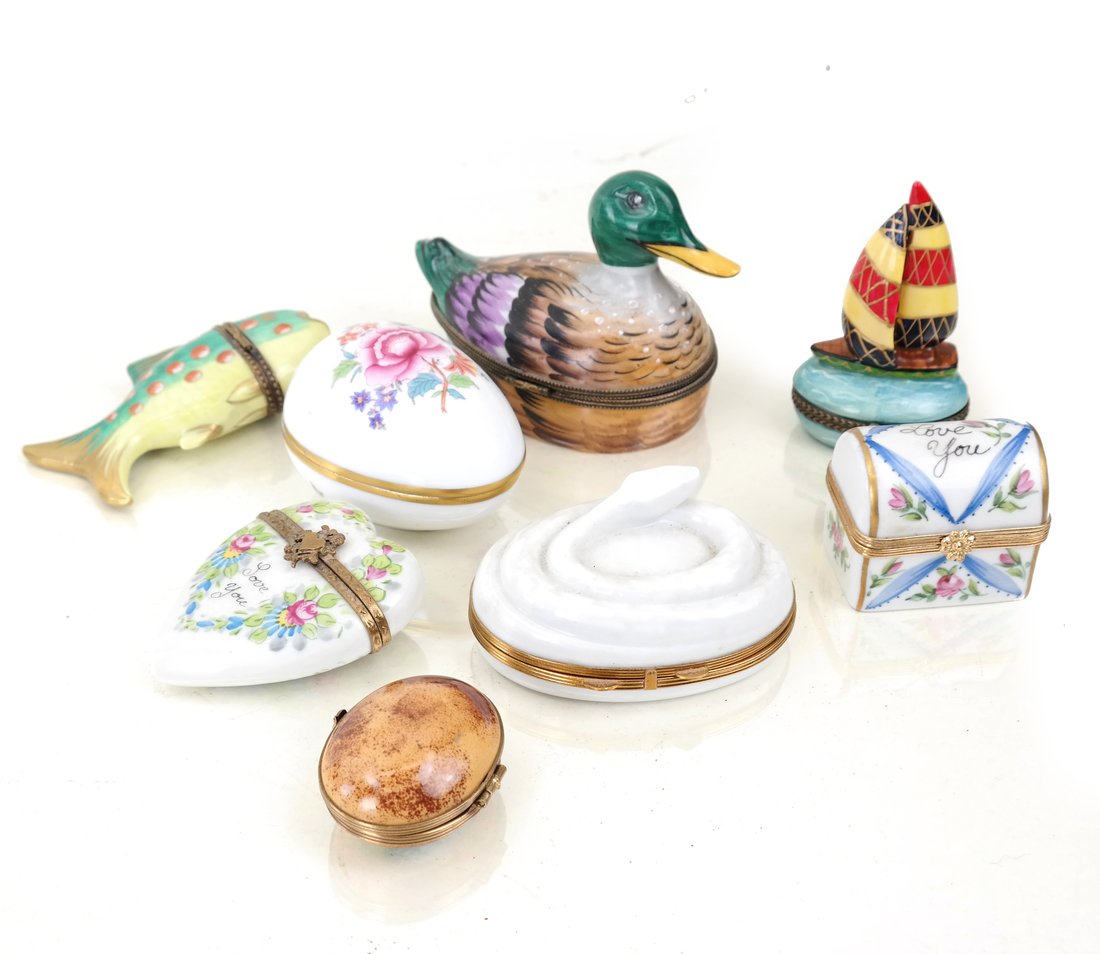 8 Continental Porcelain Figural Boxes (1 of 9)