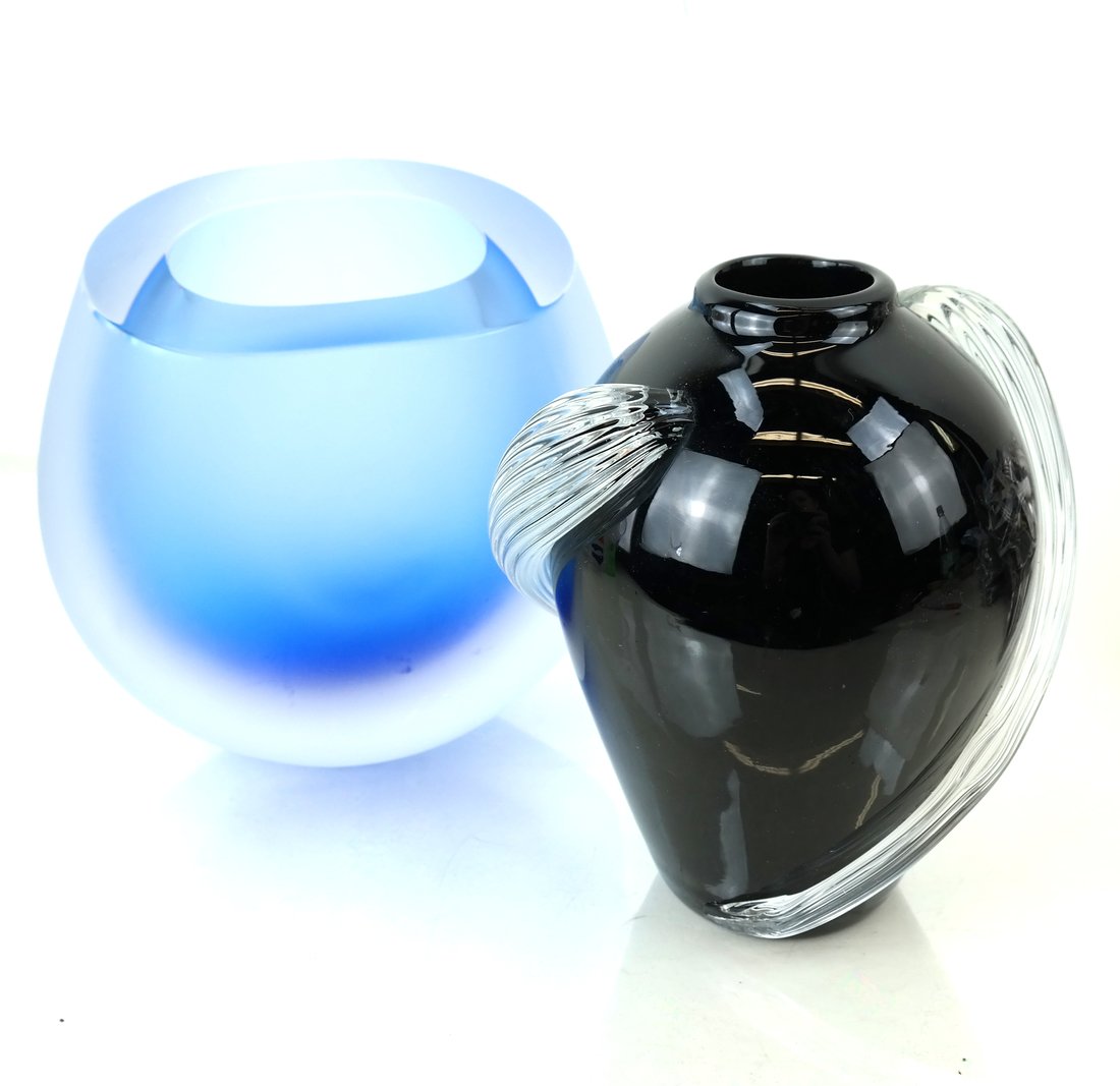 Two Contemporary Vases (1 of 5)