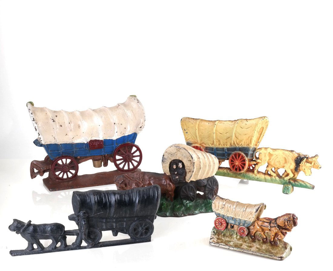 Five Painted Cast Iron Wagon Doorstops (1 of 9)