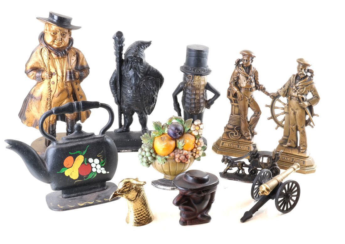 Eleven Various Cast Metal Figures (1 of 9)