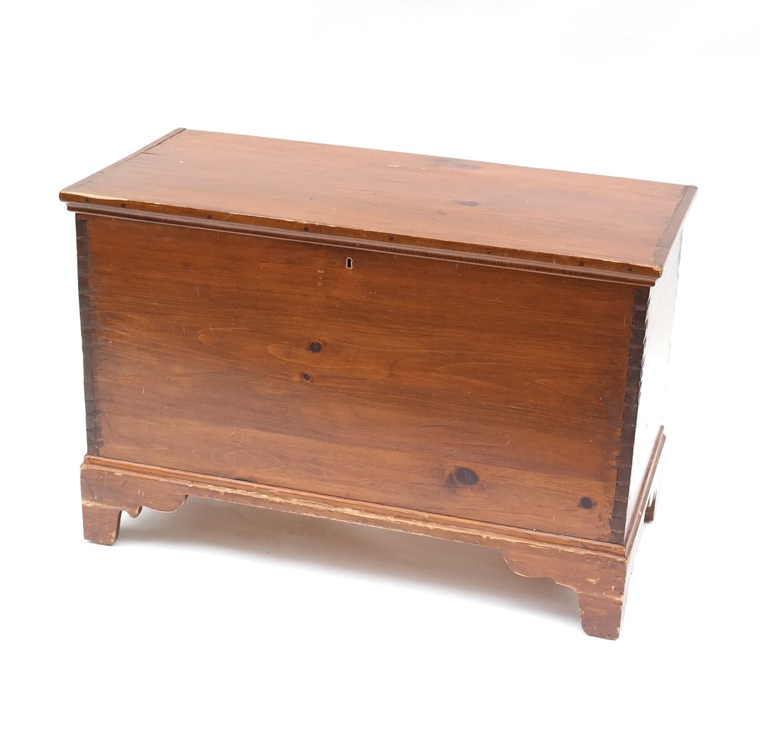 Hinged Pine Trunk (1 of 6)