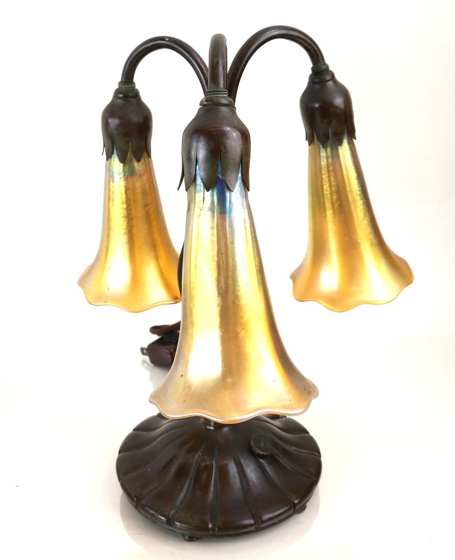 Tiffany Style Bronze 3-Light Lily Lamp (1 of 8)