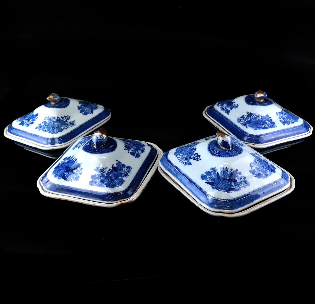 4 Chinese Blue/White Covered Tureens (1 of 7)