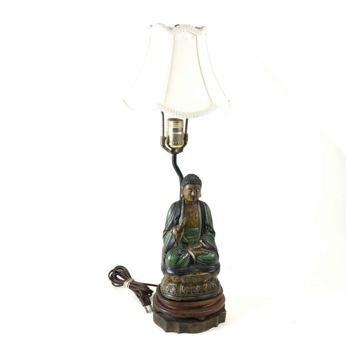 Asian Decorated Ceramic Lamp (1 of 9)